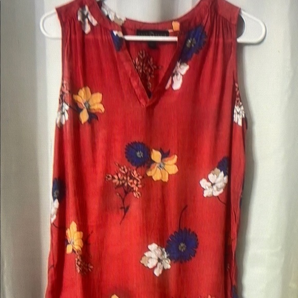 Floral Sleeveless Red Top - Picture 1 of 1